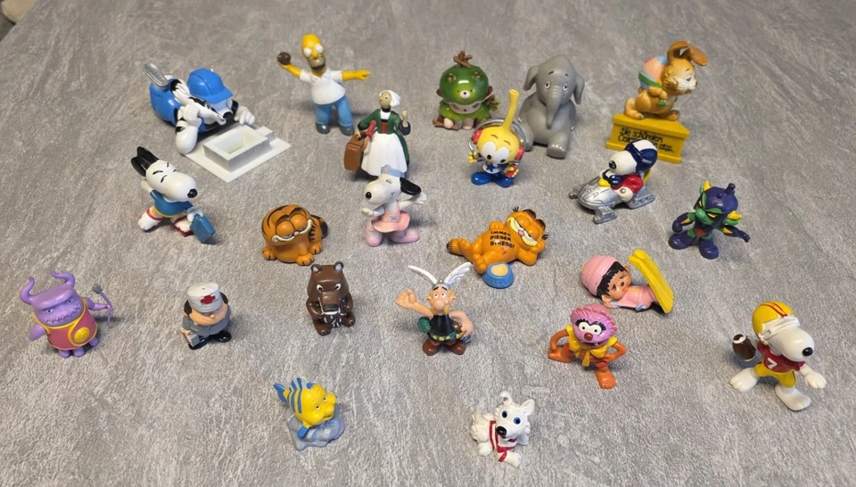 ❤️ Figuren Sammlung * Schleich * Bully * Garfield * Snoopy * Monchicchi u.a. ❤️ - Bild 1 von 1