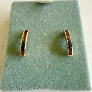 Eye Catching Yellow Gold Rainbow Stones/Pierced Earrings/Ruby/Emerald/Sapphire+ - Picture 1 of 11