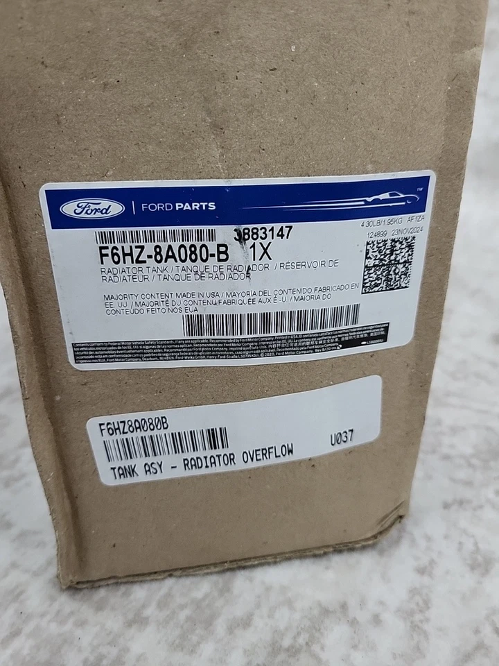 1x Tanque de expansión de radiador para Ford F600 F700 F800 F6HZ-8A080-B 1980-1998 Foto 1 de 1