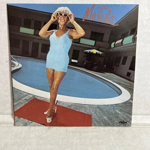 Moteles autotitulados funda interior y trasera solo sin estuche sin CD - Imagen 1 de 3