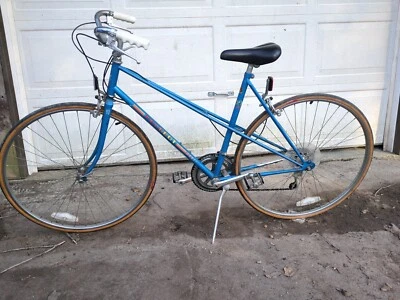 Peugeot Carbolite 103 Women's  Vintage Bicycle Read Description!!! - Image 1 of 4