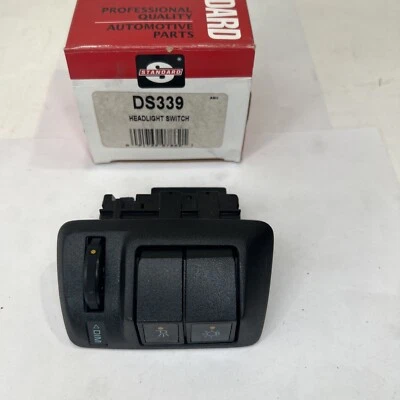 Headlight Switch  Standard Motor Products  DS339 - Image 1 of 4