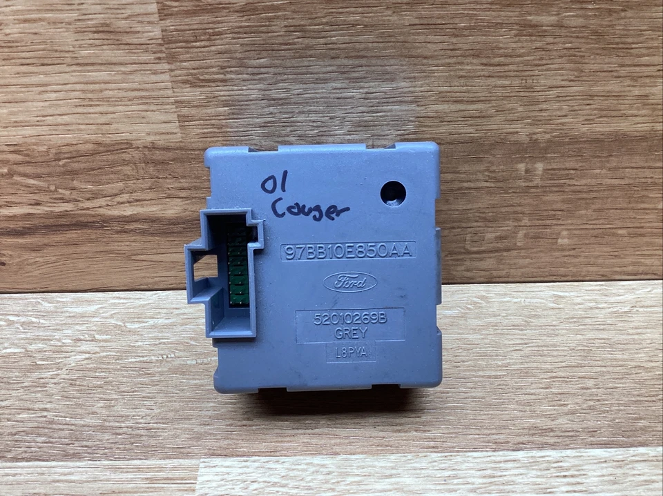 Mercury Cougar 2001-2002 varios Relé de módulo 97BB10E850AA    Foto 1 de 2