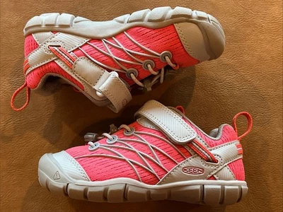 Zapatos Keen Chandler CNX Rosa y Gris (Niñas 10C) NUEVO Foto 1 de 4