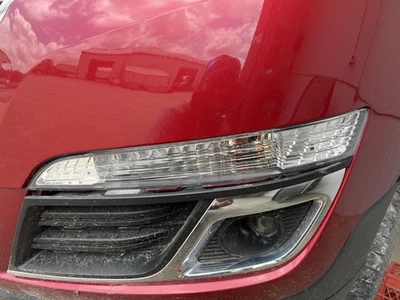 Conjunto de luz de estacionamiento/señal de giro usado se adapta a: Chevrolet Traverse Park Lam 2014 Foto 1 de 4