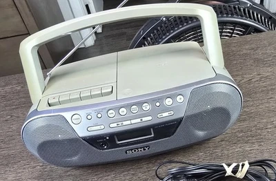Sony CFD-S05 Boombox CD Radio Cassette Player Recorder Portable With Cord Tested - Image 1 of 4