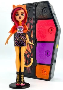 Monster High G3 Skulltimate Secrets: Neon Frights Toralei Stripe - Picture 1 of 9