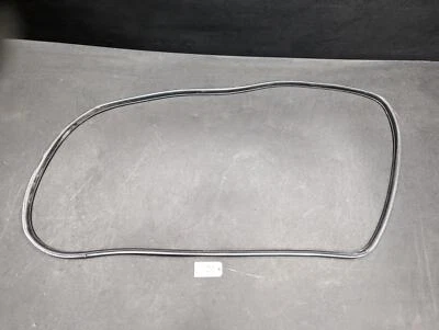 Carroceria traseira esquerda Weatherstrip 2018 Nissan Pathfinder 76924-3KA1A 2016 - 2020 - Imagem 1 de 4