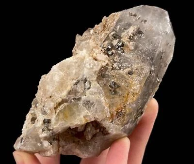 WITCHES FINGER QUARTZ Raw Crystal - Home Decor, Raw Crystals and Stones, 51597 - Image 1 of 4