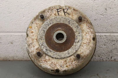 Suzuki Quadrunner 250 LT250E 1987 4x4 cubo de freno delantero derecho tambor B391 Foto 1 de 4