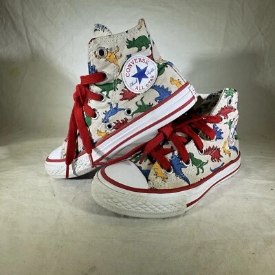 Zapatos de caña alta Converse Dinoverse Chuck Taylor All Star para niños talla 12” Foto 1 de 4