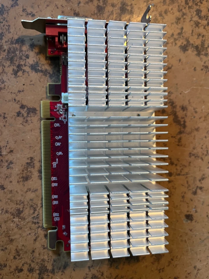 MSI ATI Radeon HD 5450 (R5450-MD512D3H/LP) 512MB DDR3 SDRAM Graphic Card - Image 1 of 1