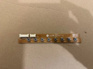 Bouton EAX35038101(2) tv Lg 50PC55 - Imagen 1 de 2