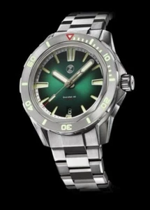 New Zelos SWORDFISH 40mm TI EMERALD GREEN 200m Diver Watch - DEALER & WARRANTY - Picture 1 of 4