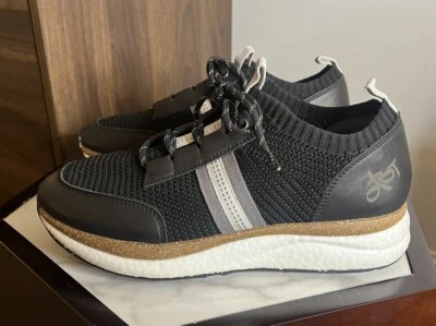 Zapatilla deportiva de velocidad para mujer OTBT 10209 negra (talla 9,5) Foto 1 de 4