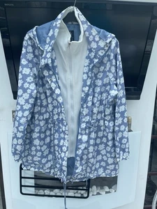 Ladies Blue & white Rain Coat Size 18 - Picture 1 of 4