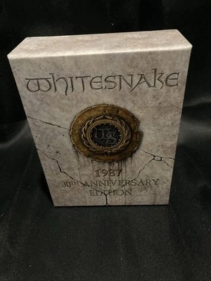 Whitesnake 1987 30TH Anniversary Super Deluxe Edition Box Set 4 CD + DVD Mint Foto 1 de 4