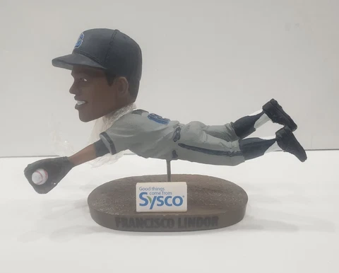 2017 LAKE COUNTY CAPTAINS FRANCISCO LINDOR "DIVING CATCH" SGA BOBBLEHEAD Cover