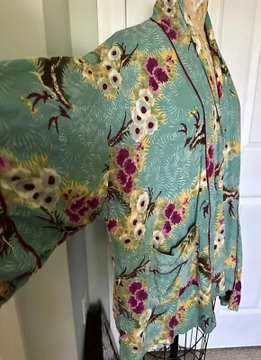 Chaqueta kimono floral de rayón FLOREAT Loved By Anthropologie para mujer talla XS/S Foto 1 de 4