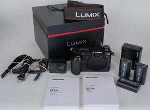 EX++ Boxed Panasonic Lumix S1R 47.3MP Full Frame Digital Camera Body Warranty - Picture 1 of 16