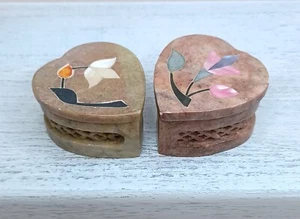 VTG Soap Stone Small Trinket Boxes Inlaid Mother of Pearl Heart Shaped Lot Of 2  - Picture 1 of 24