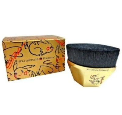 Cepillo Base Shu Uemura Pokemon Pikachu Petal 55 Limitado ¡NUEVO EN CAJA NUEVO! Foto 1 de 4