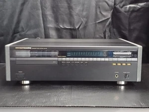 Marantz CD-80 CD Player Black Vintage Audio Used with remote ships from Japan - Picture 1 of 5