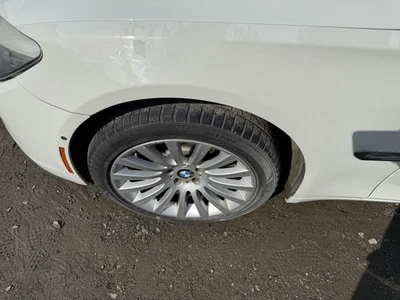 Eixo dianteiro esquerdo do lado do motorista BMW 750i 2010-2015 - Imagem 1 de 4