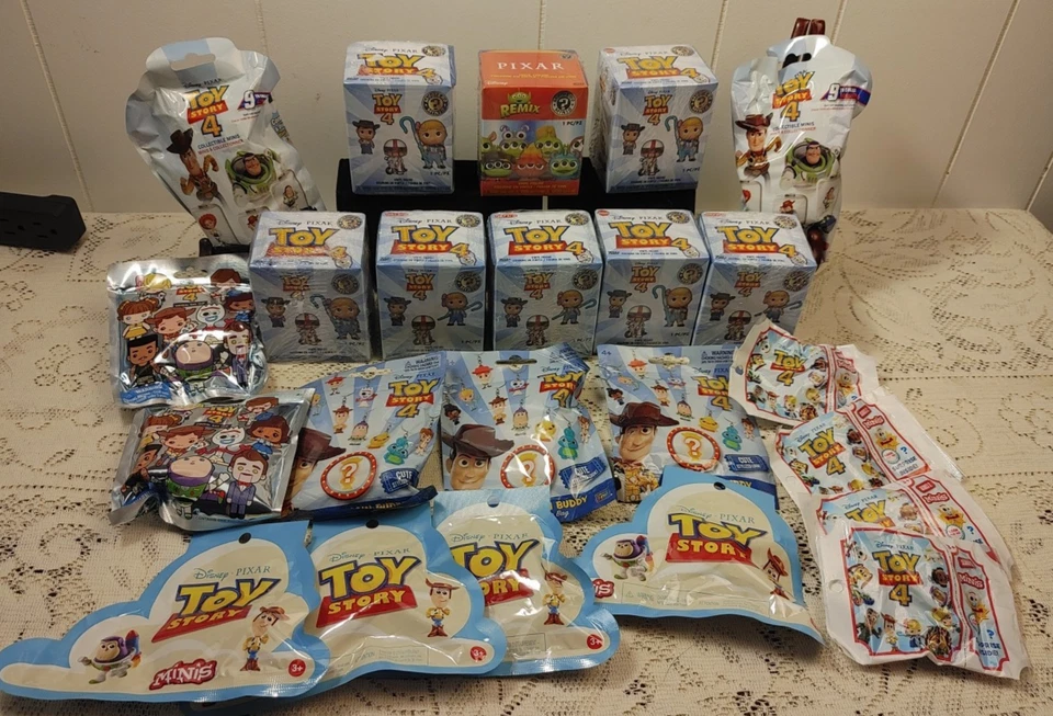 Pixar Varios Toy Story Figura Coleccionable Misterio Minis Lote de 23 Bolsa Ciega Nuevo Foto 1 de 4