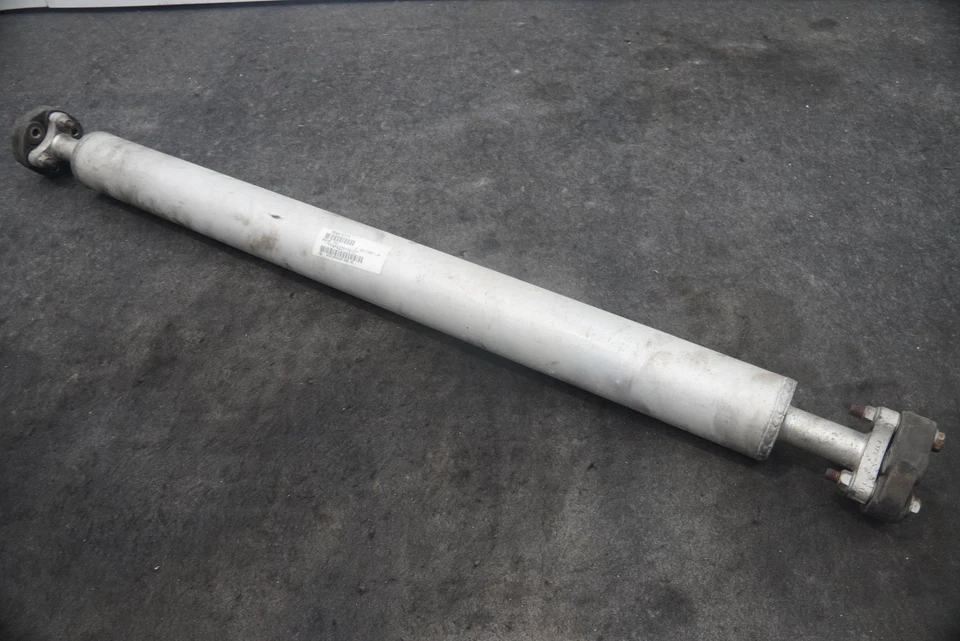 Eje de transmisión de hélice trasero 4815777 04815777 OEM Chrysler Plymouth Prowler 1997-2002 Foto 1 de 4