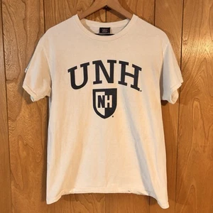 UNH Wildcats Shirt Adult Size Medium White Short Sleeve MV Sport NCAA Men's - Picture 1 of 5