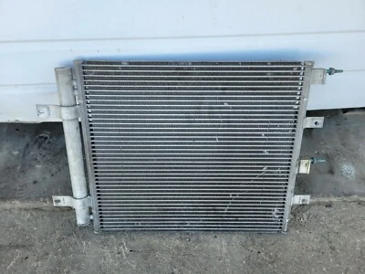 Jaguar XF 2009-2010 condensador de aire acondicionado fabricante original Foto 1 de 4