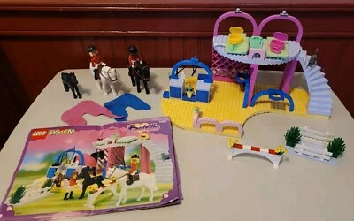 Lego 1994 Belville 5880 Prize Pony Stables - Complete Set No Box - Image 1 of 4