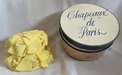 Vintage Floral Cloche Hat Yellow 1950’s-60’s & Vintage Chapeaux de Paris Hat Box - Image 1 of 4