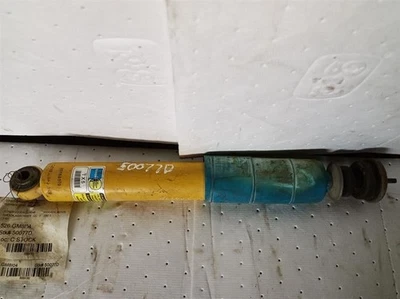 Front Shock Absorber from 2004 Chevrolet Avalanche 2500 6041062 - Image 1 of 4