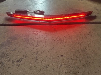 🗼2013-2017 Cadillac XTS tercera luz de freno lámpara tapa maletero OEM PROBADO🚁 Foto 1 de 4