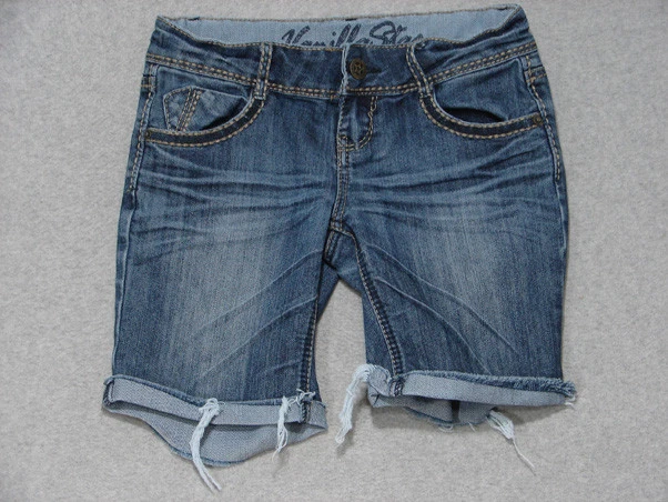 SA03416 **VANILLA STAR** CUT-OFF DENIM WOMENS JEAN SHORTS sz3 - Image 1 of 3