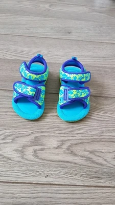 Badeschuhe / Strandschuhe / Sandalen / Jungen Gr. 19 - Bild 1 von 3