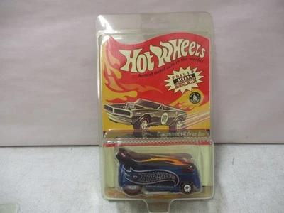 Autobús de arrastre VW personalizado Hot Wheels Redline Club Philip Rielhman Foto 1 de 2