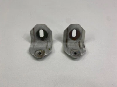 03-06 MERCEDES BENZ R230 SL500 SL55 SOPORTE GUARDABARROS LATERAL IZQUIERDO LG USADO OEM Foto 1 de 3