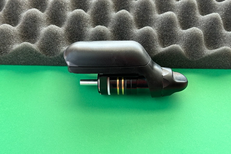 Generador quirúrgico Covidien SCGAA Sonicision 7 Foto 1 de 3