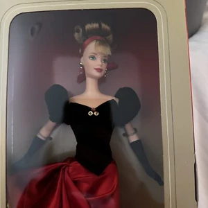 Vintage NIB NEW & BOXED AVON Winter Splendor Barbie Doll Mattel #19357 (1998) - Picture 1 of 7
