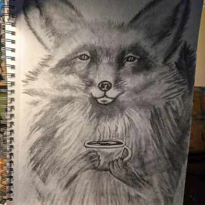 Lápiz mano libre dibujo de zorro astuto con café en papel de 12" x 11" Foto 1 de 4