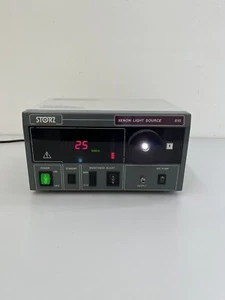 Fuente de luz de xenón Karl Storz 615 - Imagen 1 de 3
