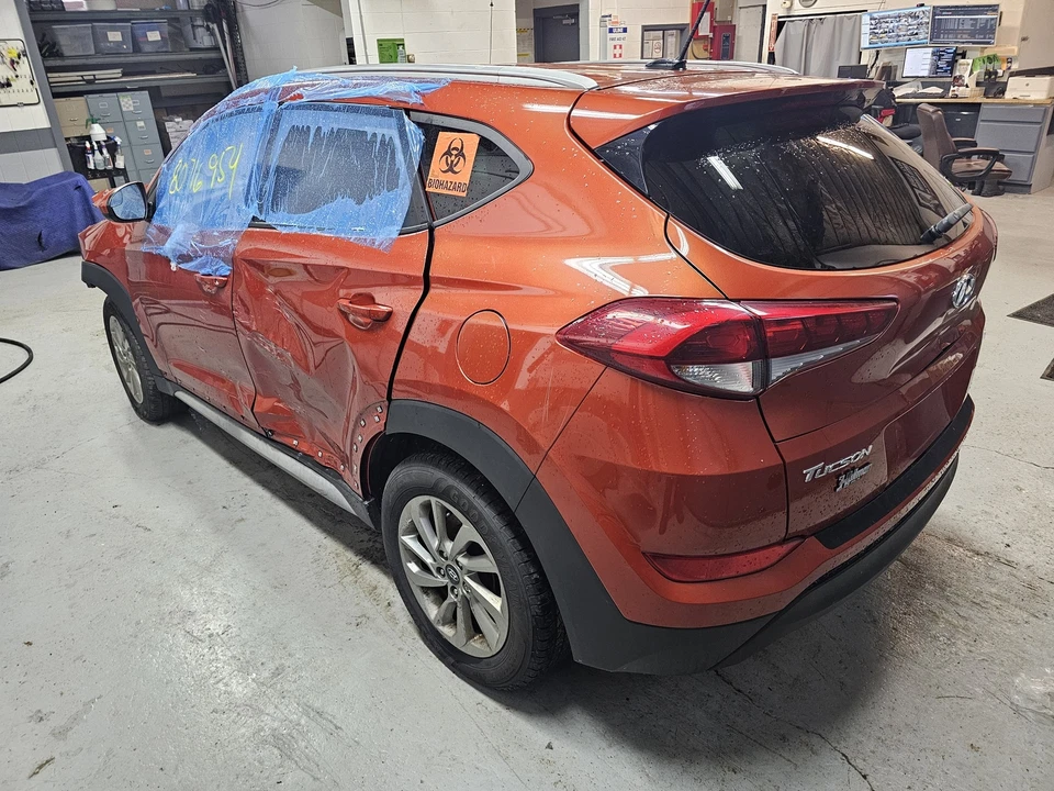 Used Brake Master Cylinder fits: 2017 Hyundai Tucson gasoline Grade A - Image 1 of 4