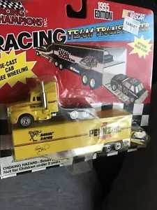 Campeones de carreras NASCAR Pennzoil Michael Waltrip RacingTransporter L99 - Imagen 1 de 4