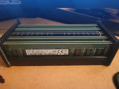 Samsung 10x4GB (40GB) 1Rx8 PC3-12800U DDR3-1600 Desktop Memory - Image 1 of 4