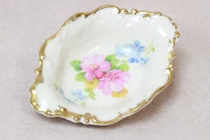 small fine china decorative gilded bowl with flowers - Picture 1 of 8