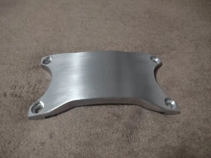V65 (VF1100S) Sabre Fork Brace (1983-1986) - Picture 1 of 5