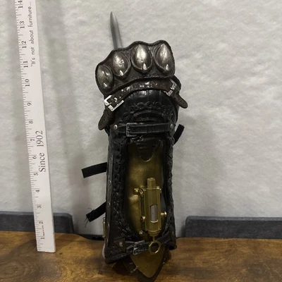 Assassin's Creed Syndicate Lama Phantom Guantelete Hoja Oculta Juguete Juegos con disfraces Foto 1 de 4